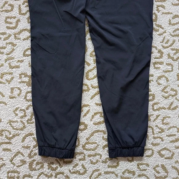 Athleta Trekkie Jogger 2.0, Black, 4 Petite - Picture 8 of 9